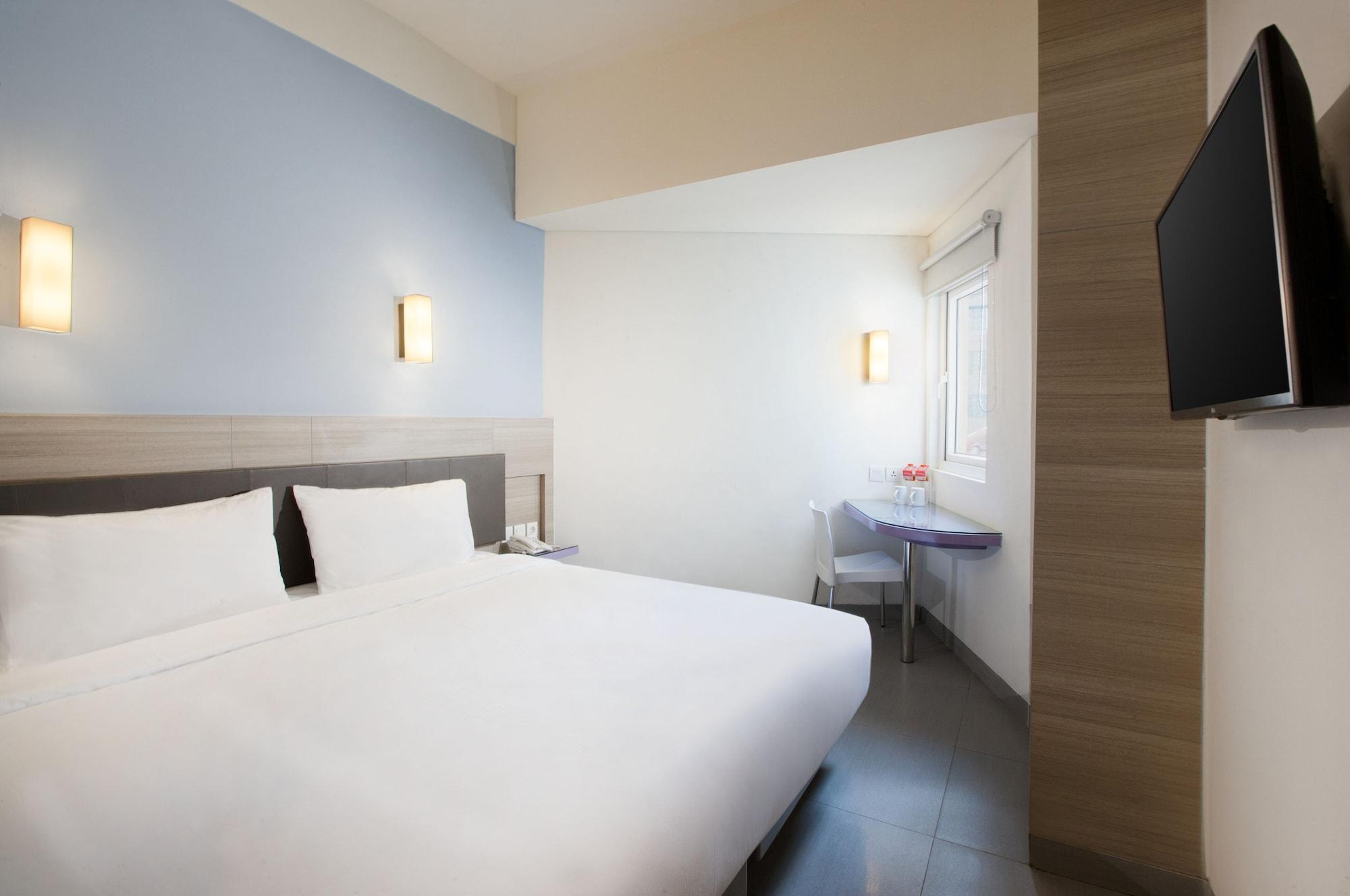 Amaris Hotel Satrio Kuningan - Jakarta Exterior photo